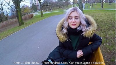 Proguta vruću spermu stranca za novac - popuši u parku Eva Elfie