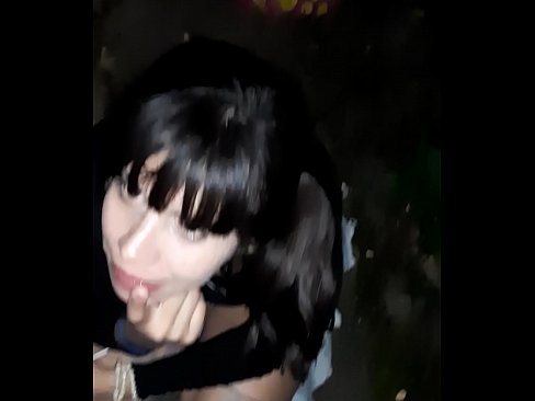 ❤️ Na ulici natečen penis u zamjenu za slatkiše Kvalitetna pornografija kod nas